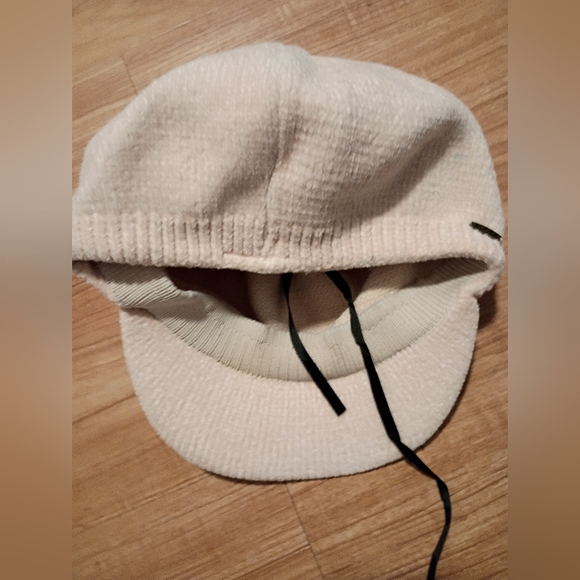 Adora Cream Boucle Newsboy Cap Baker Boy Hat - Picture 2 of 11